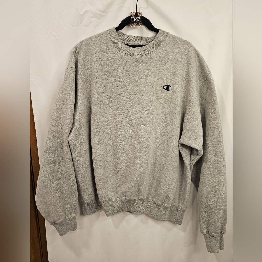 047 Champion Eco Grey Sweatshirt